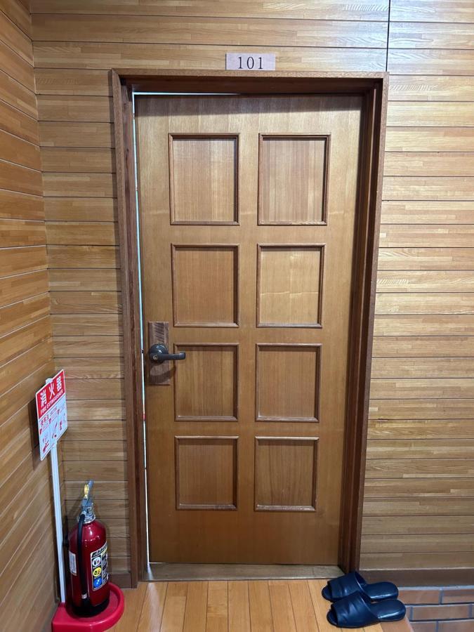 Hotel Kix House Waraku III 和楽三号館 Izumisano Exterior foto